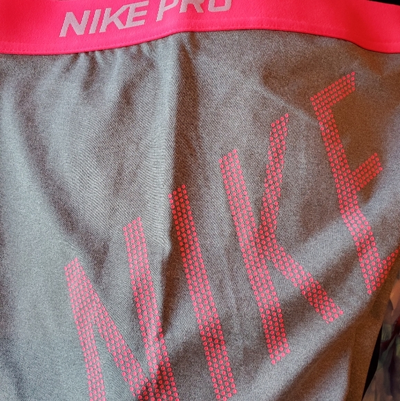 Nike Pro Workout Shorts - Picture 4 of 4